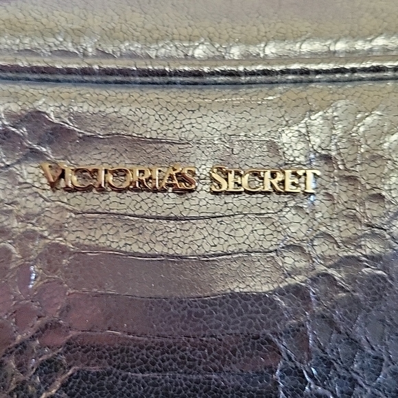 Victoria's Secret Sliver Purse - Picture 2 of 5